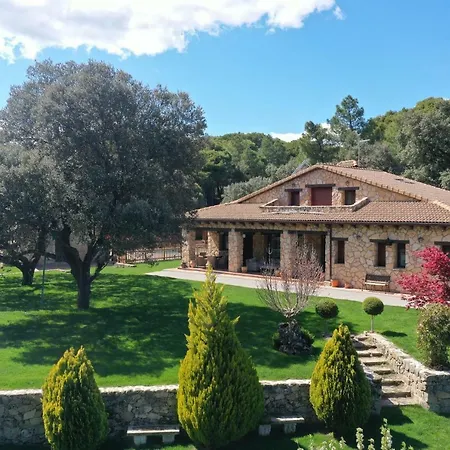 Finca Las Ciguenas - Casa Rural En Entorno Idilico * La Adrada
