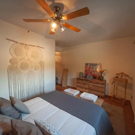 Villa Finca Las Ciguenas - Casa Rural En Entorno Idilico *